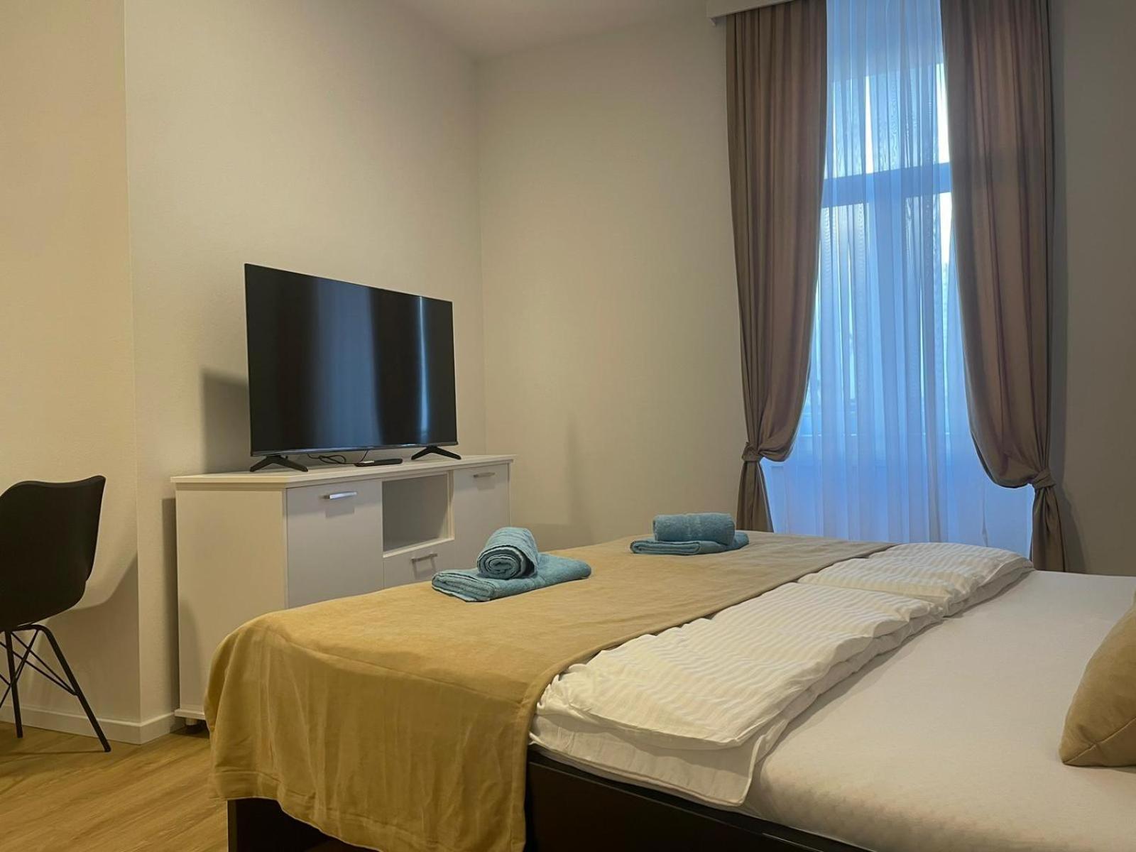 PUY Admiral'S Residence מראה חיצוני תמונה