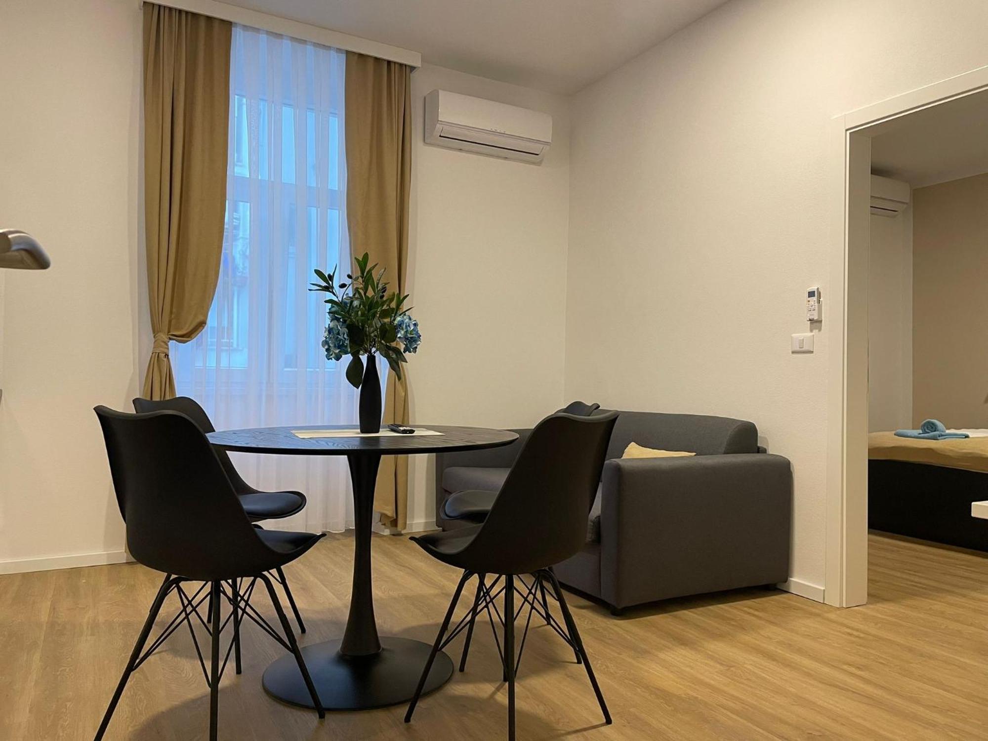 PUY Admiral'S Residence מראה חיצוני תמונה