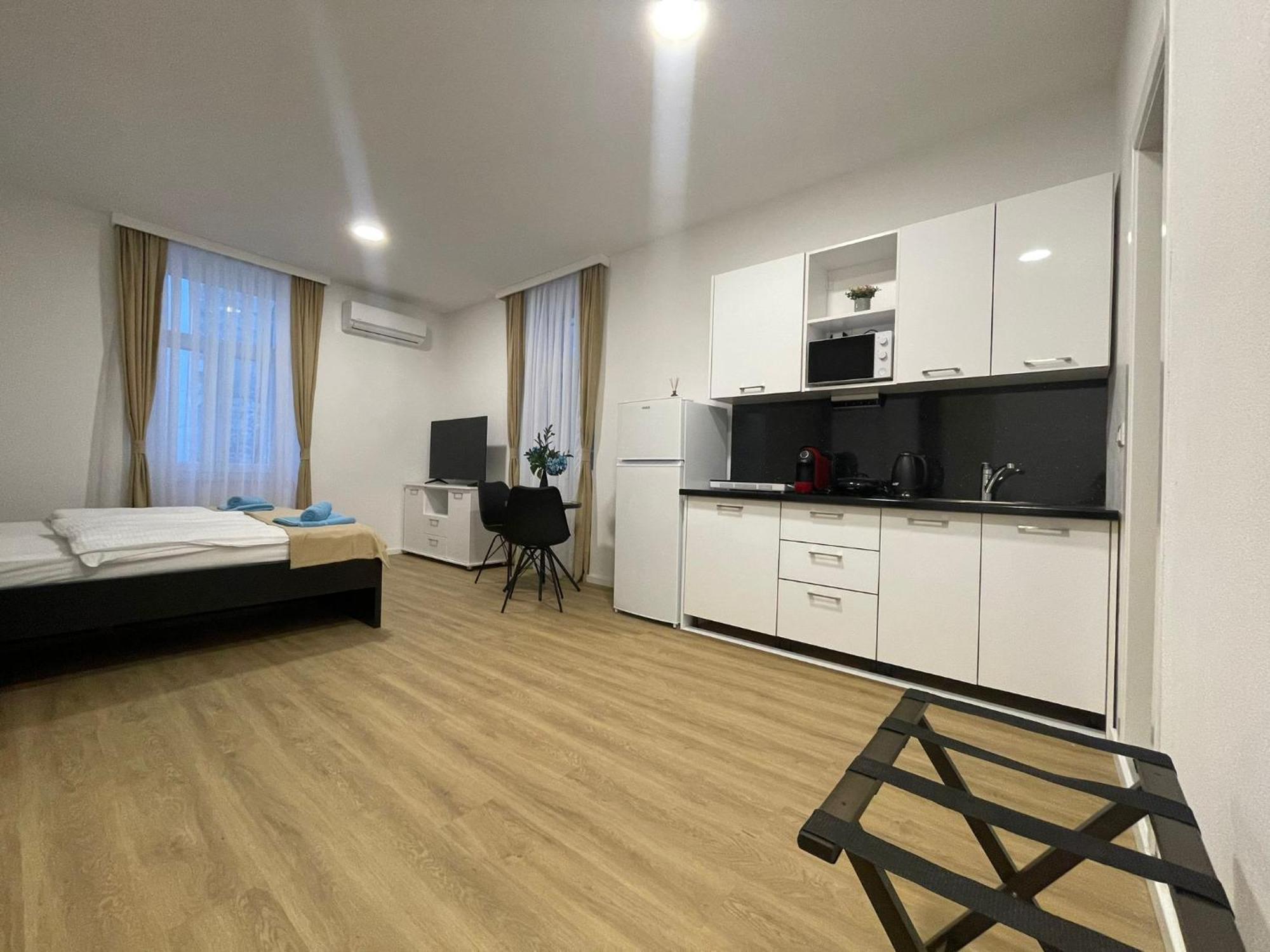 PUY Admiral'S Residence מראה חיצוני תמונה